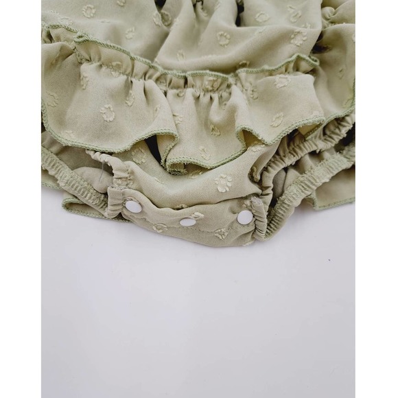 Sage Green Smocked Ruffles Puff Sleeves 1 piece SnapCrotch Romper Infant 6-12 M - Picture 5 of 6